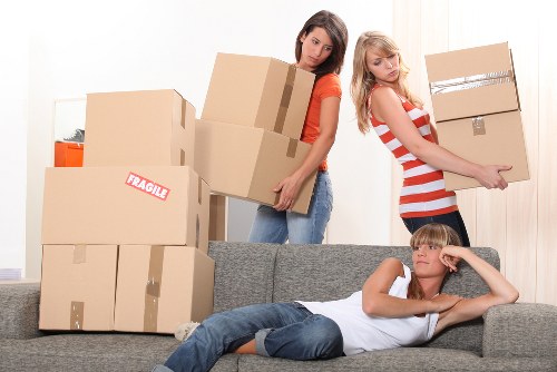 Filing a complaint about a man and van move